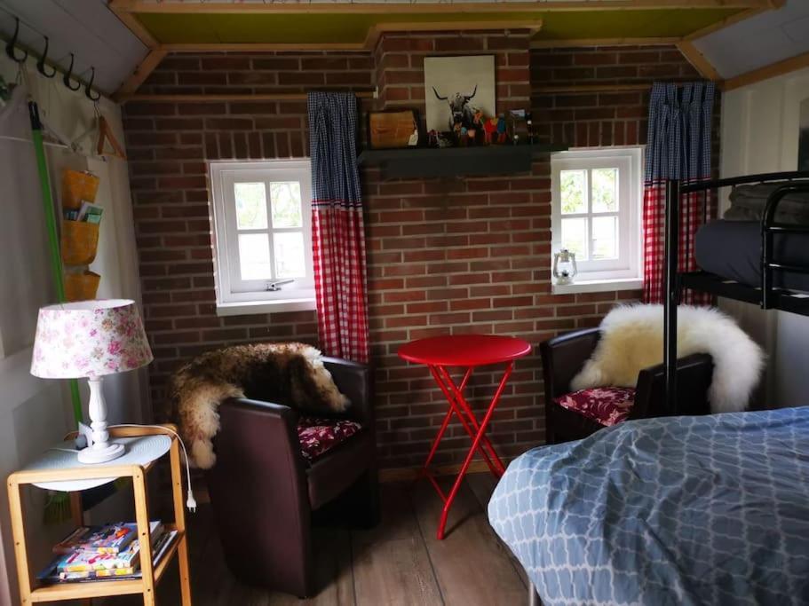Trekkershut - Tiny House - Hikers Cottage Wijster Екстериор снимка
